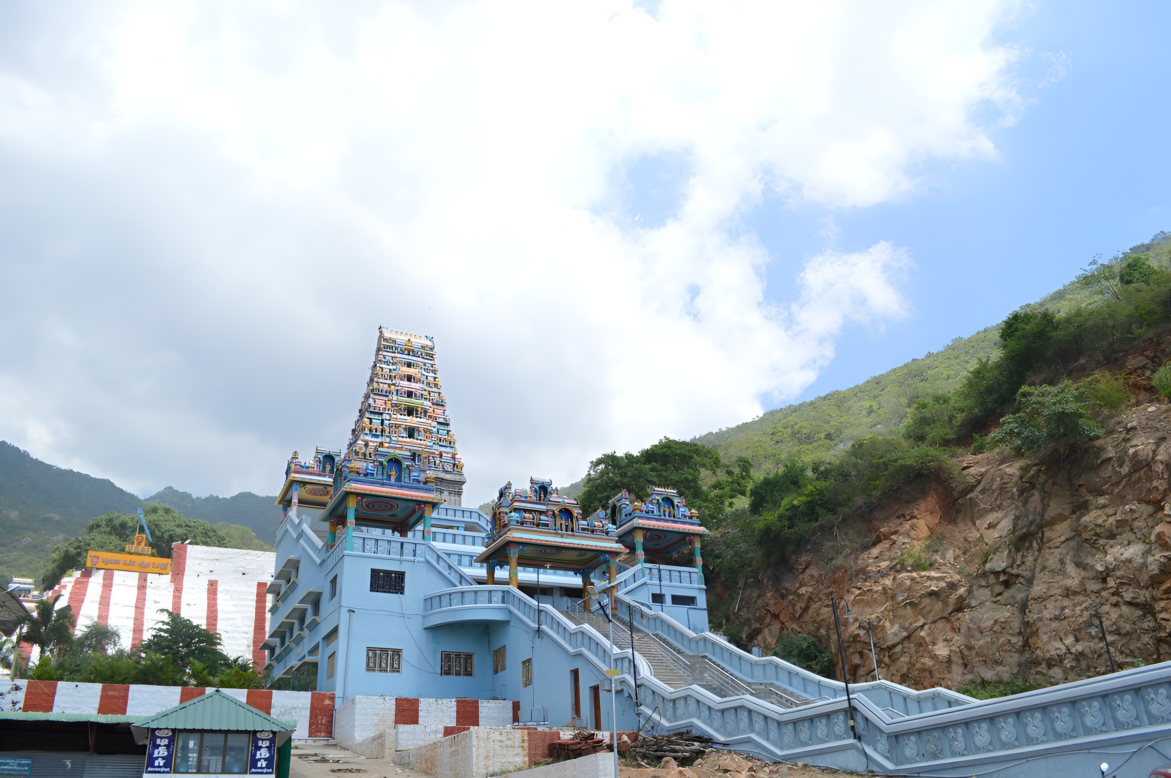 Arulmigu Abirami Udanurai Amirthakandeshwarar Alayam